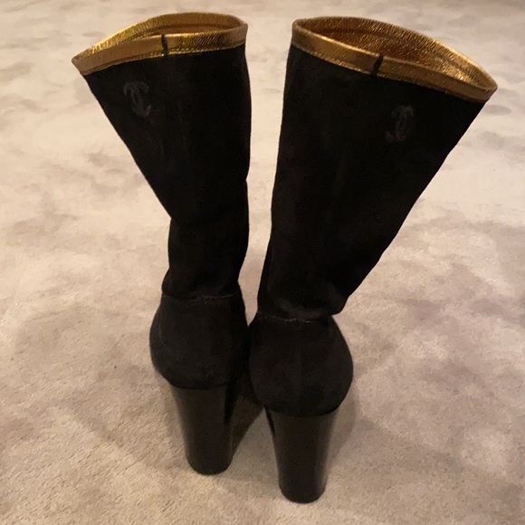 Authentic Chanel black suede fold over booties block heel boots shoes size 40 - Picture 5 of 15